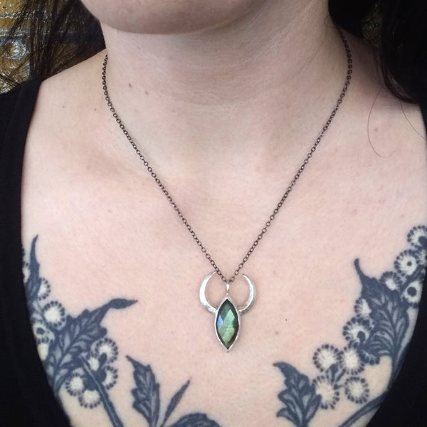 Tiny Horn Necklace